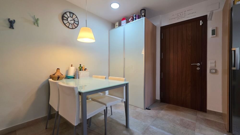 Property 2438 - Image 64